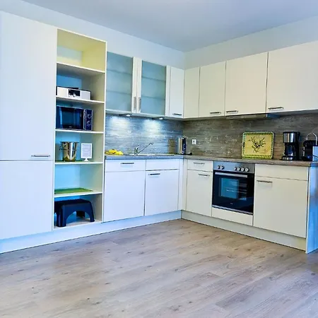 Haus Frauenpreiss F503 *